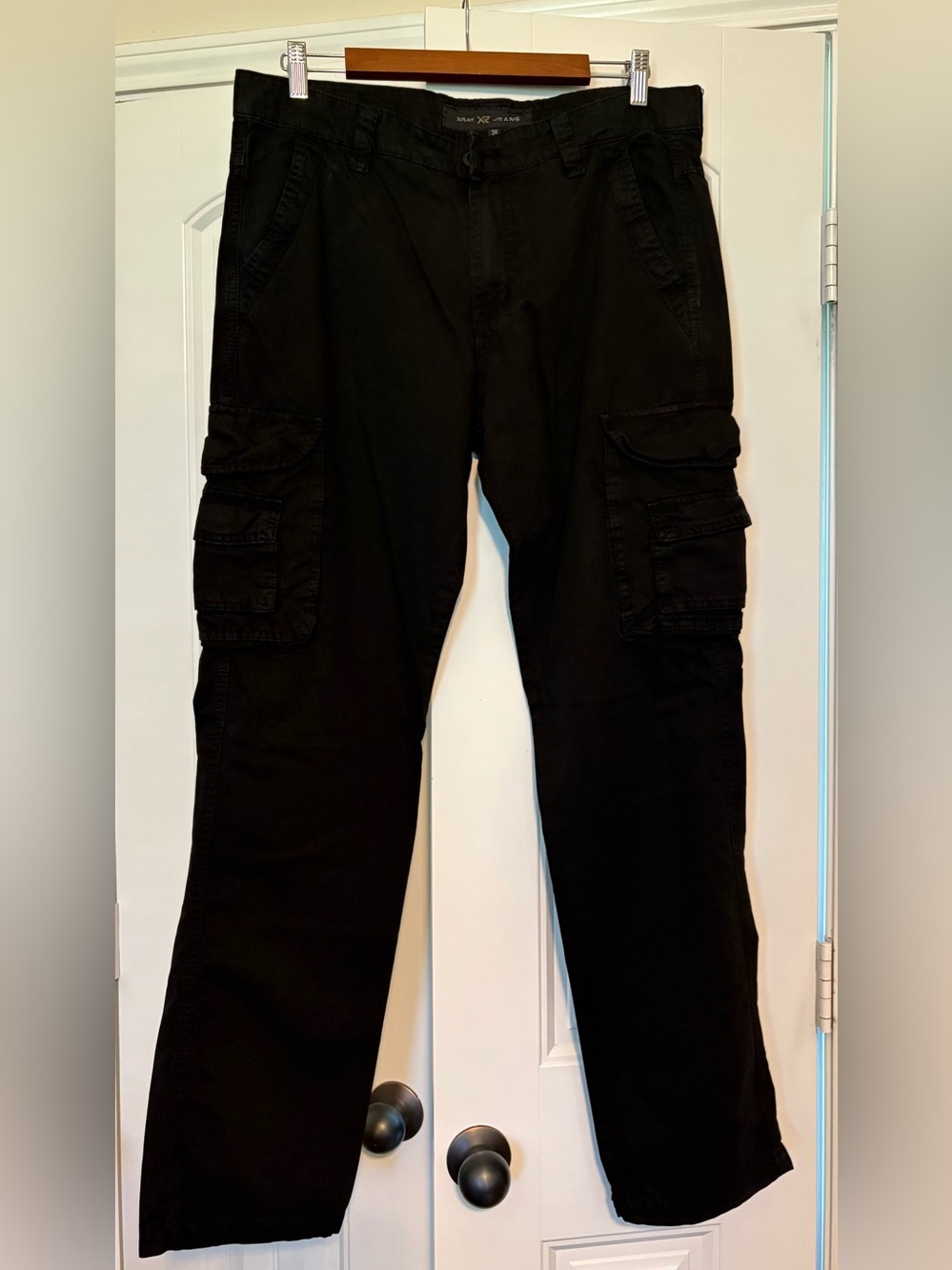 Men's Black Cargo Pants with Multi-Pocket Utility